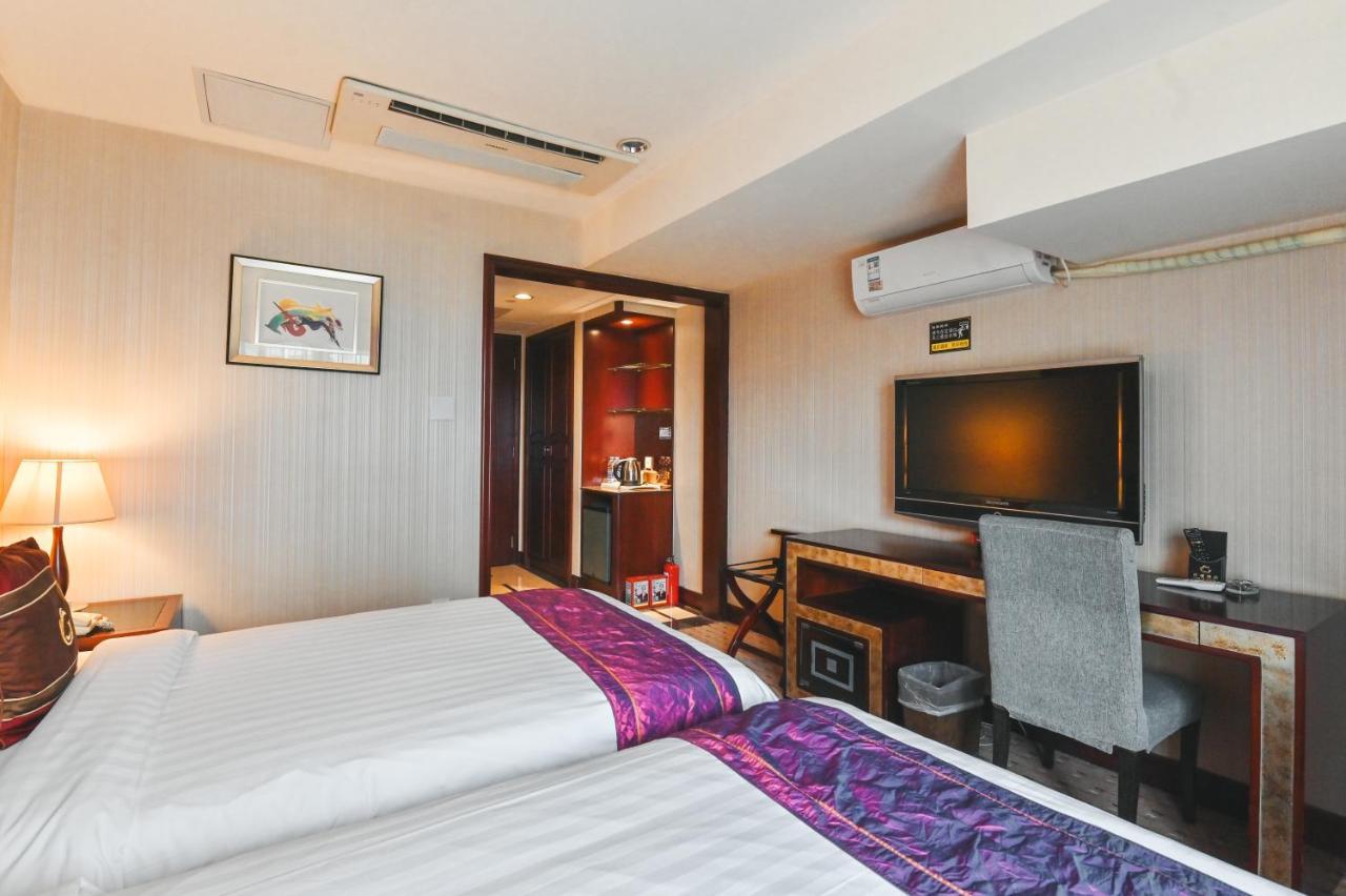 Royal Plaza Hotel Guangzhou Bagian luar foto