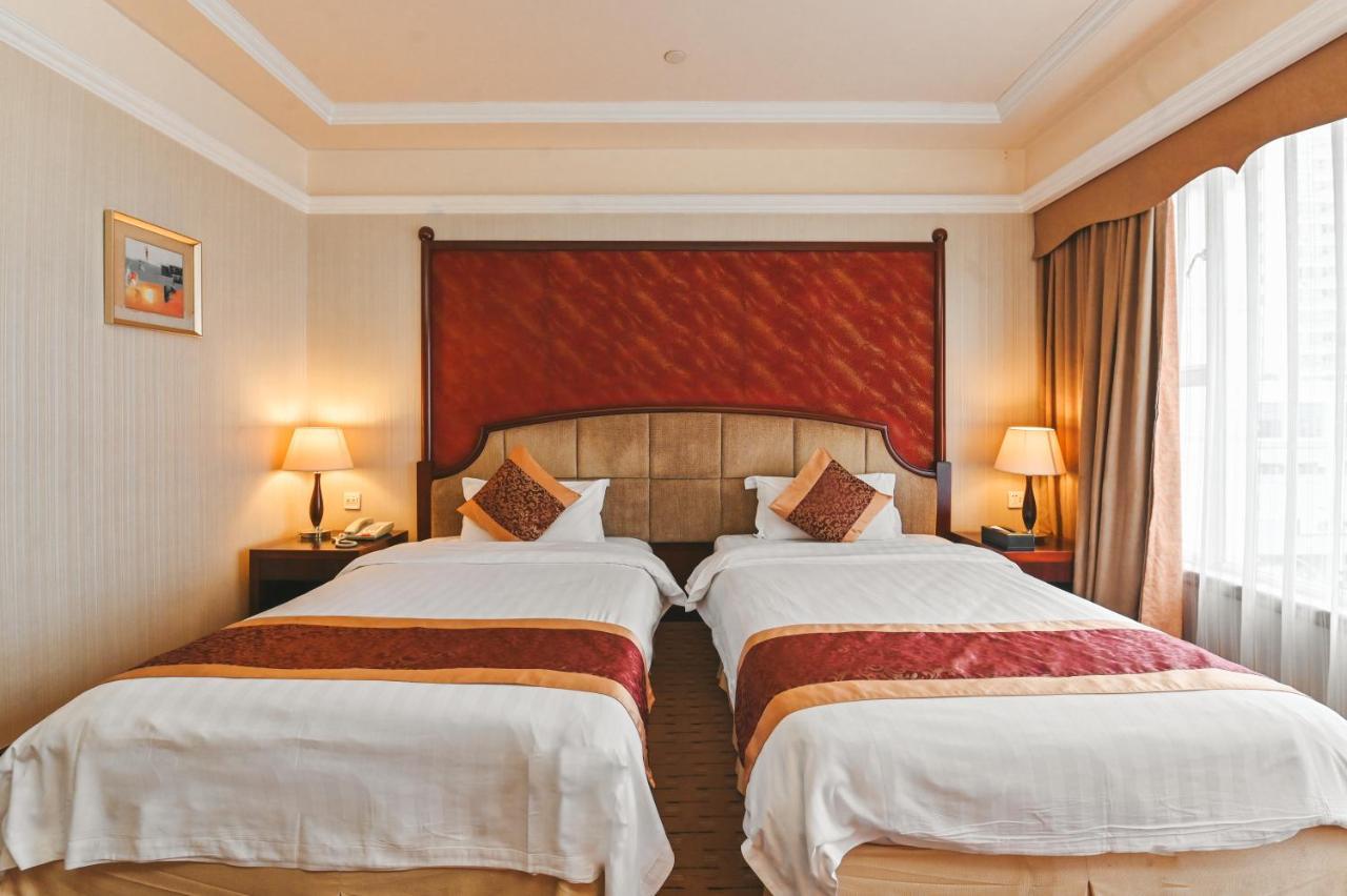 Royal Plaza Hotel Guangzhou Bagian luar foto
