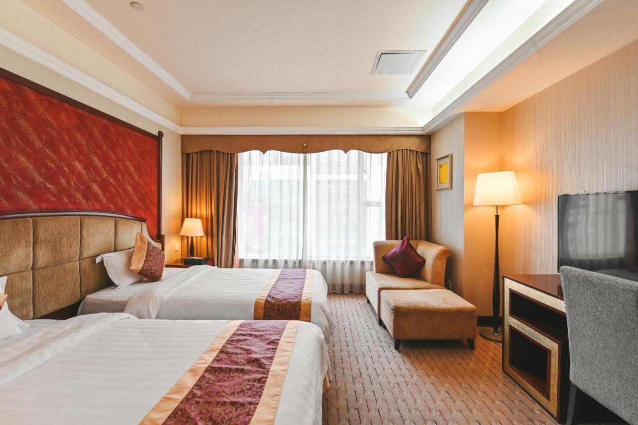 Royal Plaza Hotel Guangzhou Bagian luar foto