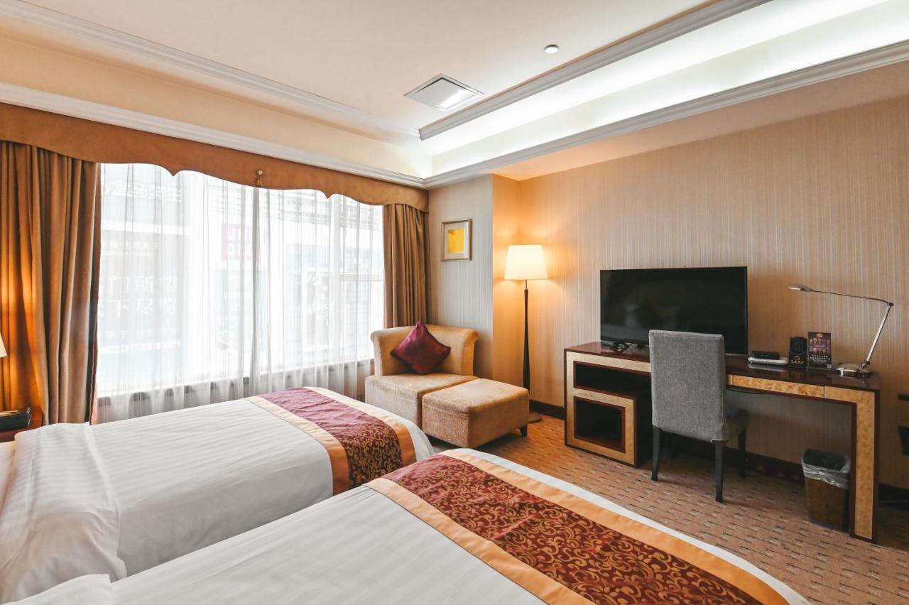 Royal Plaza Hotel Guangzhou Bagian luar foto