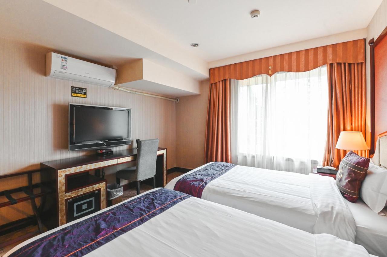 Royal Plaza Hotel Guangzhou Bagian luar foto